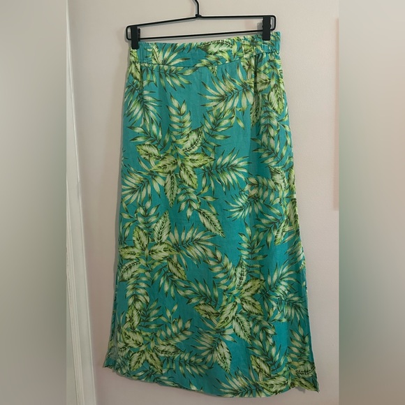 C&C California Dresses & Skirts - Linen Palm-Print Tropical Skirt